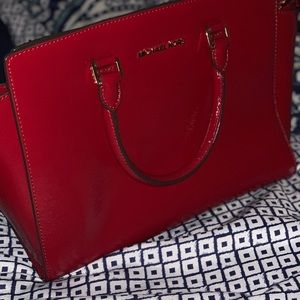 Red patent leather MK purse